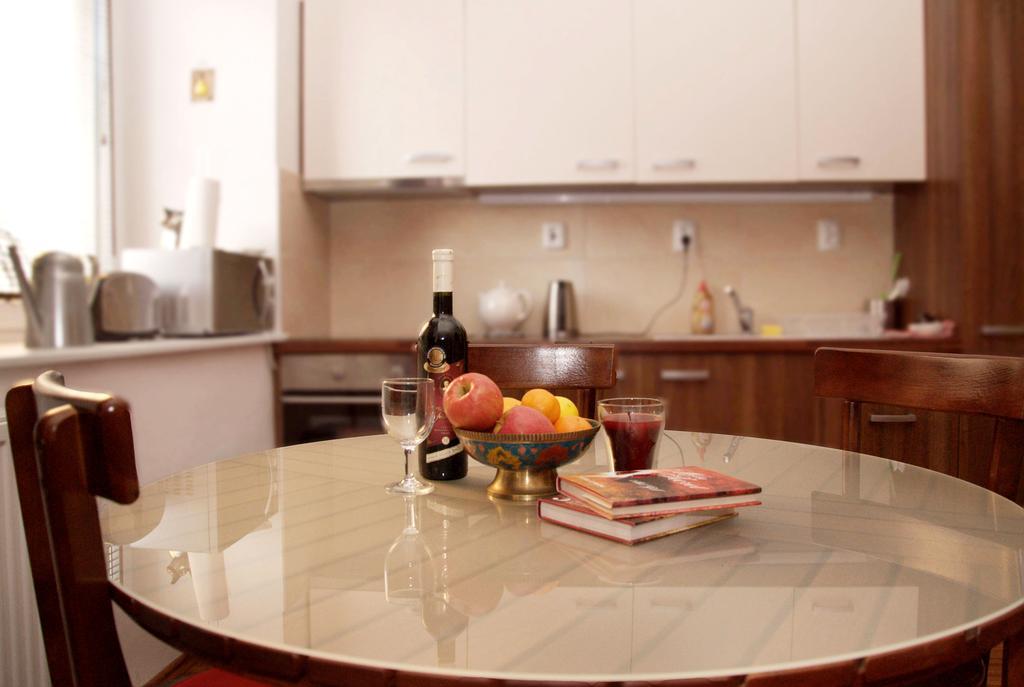 Home Away Main Square Apartment Poprad Esterno foto
