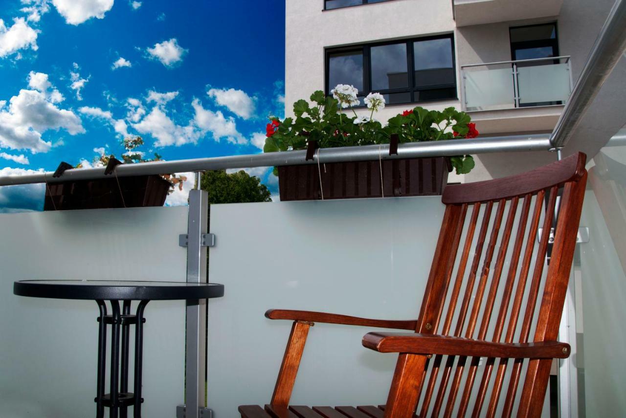 Home Away Main Square Apartment Poprad Esterno foto